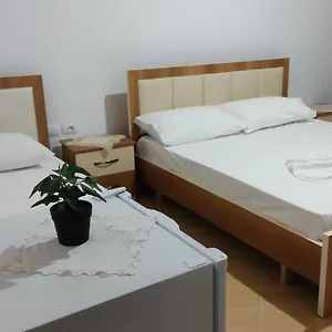  Appartement Dino Albanie